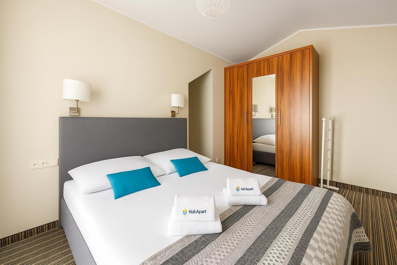 Apartment Holiapart No 1 *
